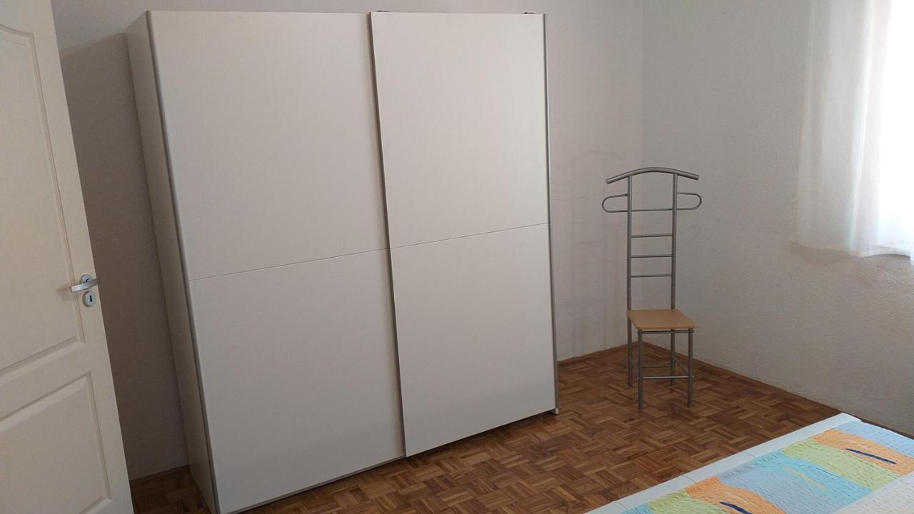 Jan 1 Apartment